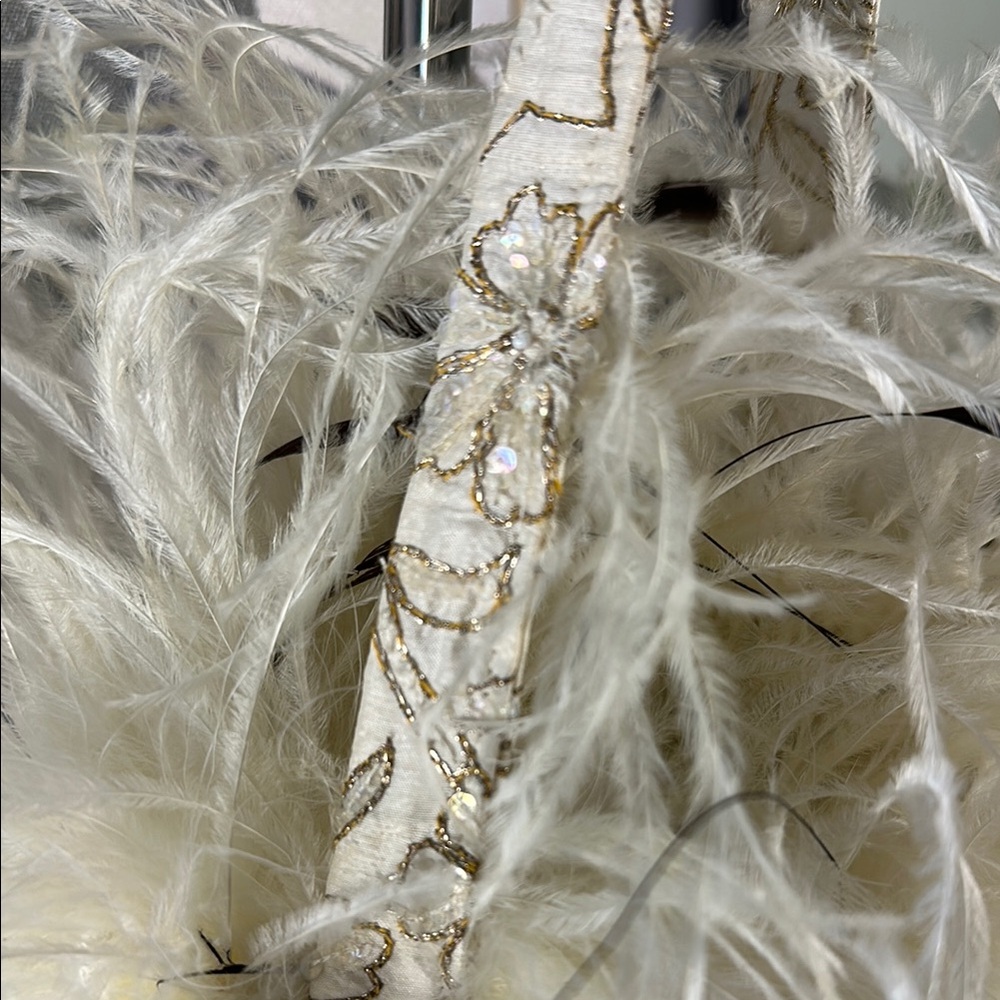 Feathered Handbag with Animal Print - Picture 2 of 12